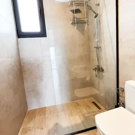 דירה Dreamview Beachfront Getaway
