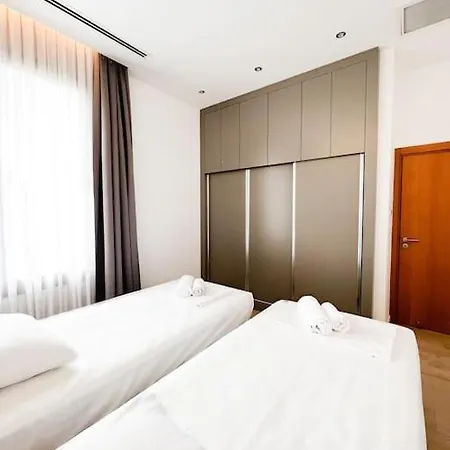 Dreamview Beachfront Getaway