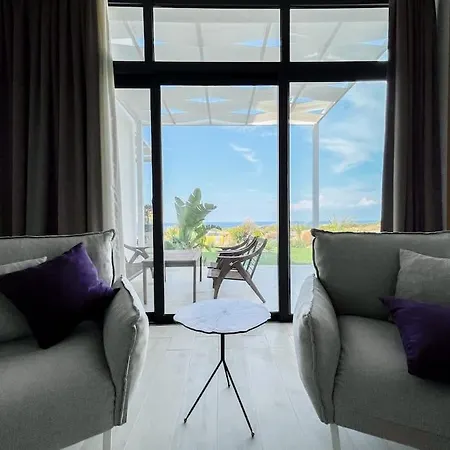 דירה Dreamview Beachfront Getaway *