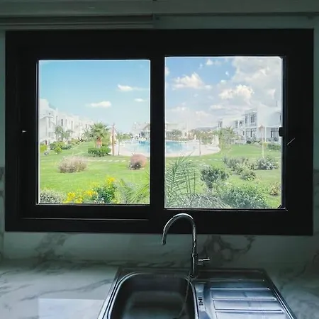 Dreamview Beachfront Getaway * פמגוסטה