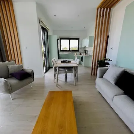 شقة Dreamview Beachfront Getaway *